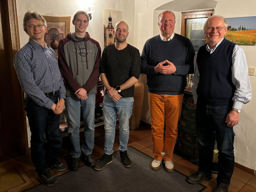 Neue Vorstandschaft (von links): Martin Kukielka (Kassier & Schriftführer), Maximilian Hofer (Chorleiter), Maik Seemann (2. Vorstand), Robert Ergesi (1. Vorstand), Joachim Posmik (Notenwart)
